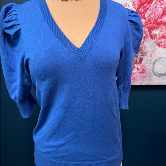 Melrose and Markey Women's Blue V-Neck Sweater S 2 for $20 - Picture 1 of 4